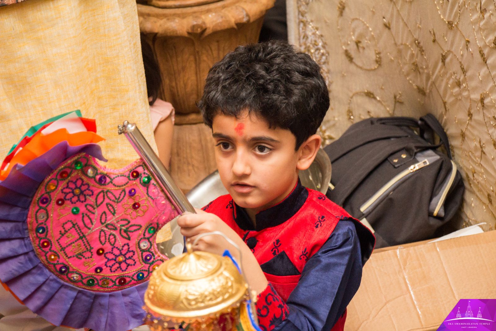 ©1987-2017 SKS Swaminarayan Temple East London